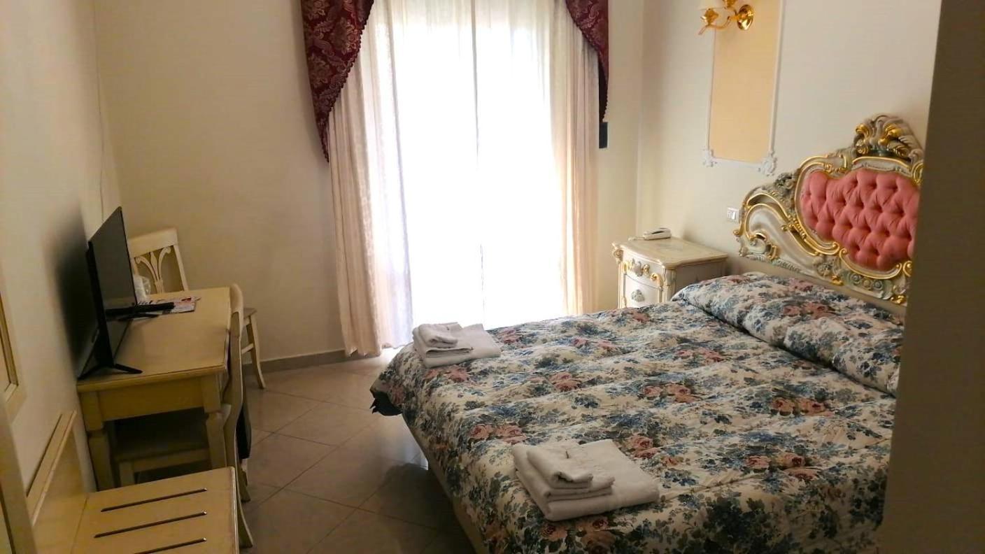 Colosseo Rooms Imperial Roma Eksteriør bilde